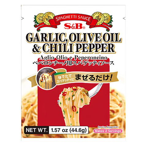 S&B Peperoncino spaghetti sauce, 44.6g pack, front showing garlic, olive oil and chilli pepper